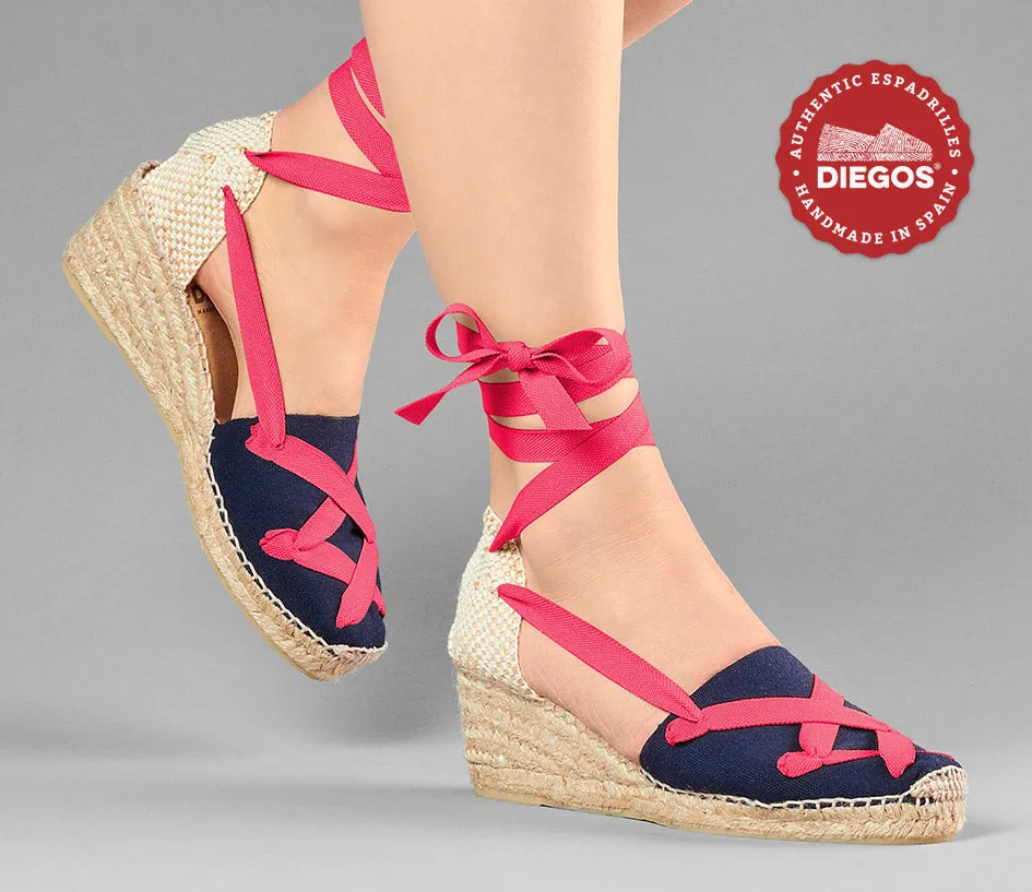 Alpargatas clásicas cordones Lola cuña alta azul marino