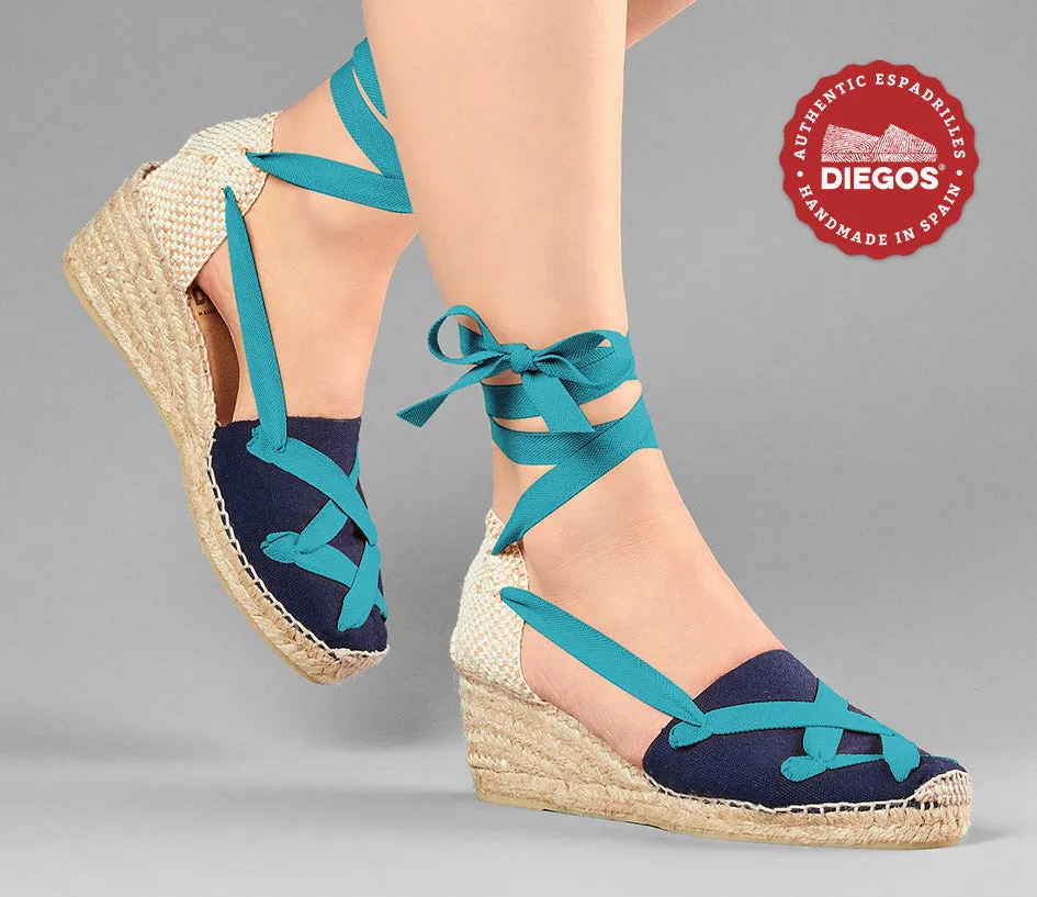 Alpargatas clásicas cordones Lola cuña alta azul marino