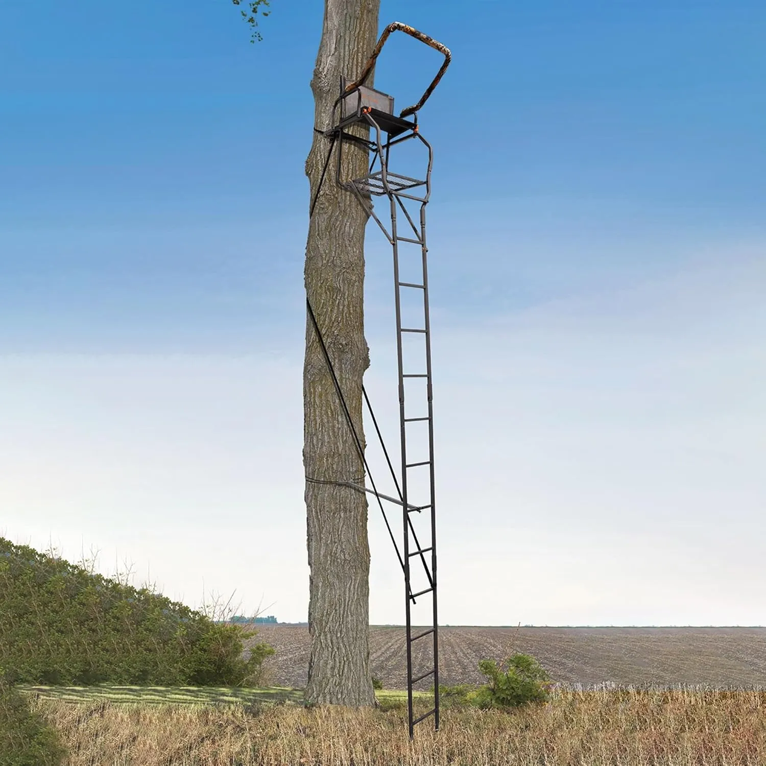 Big Game Striker XL Ladder Treestand 17.5 Foot Tall with Flip Back Seat, Padded Armrests, Deep Foot Platform, Ideal for Hunting and Shooting, Black