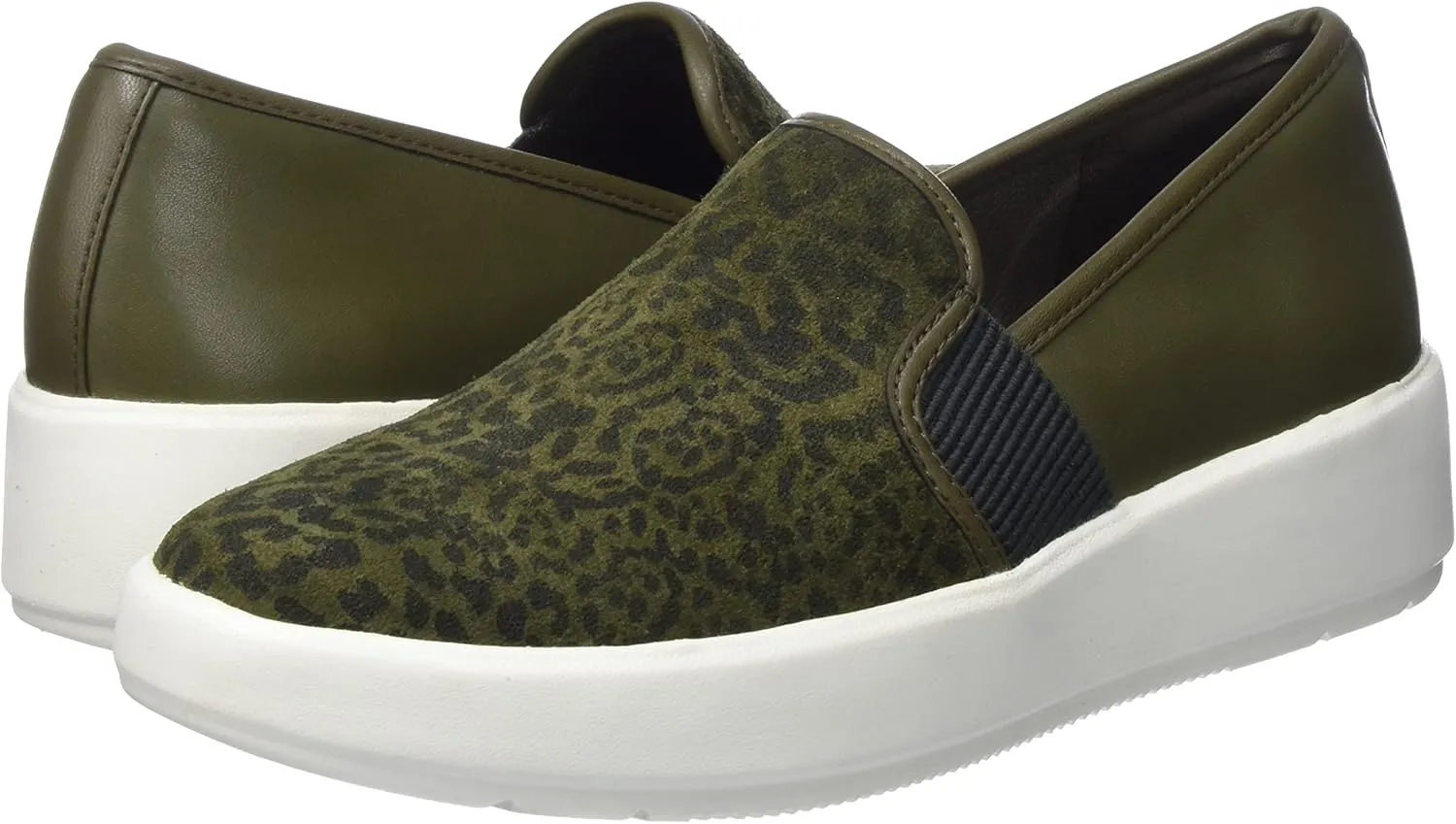 Clarks Women's Layton Petal Sneaker