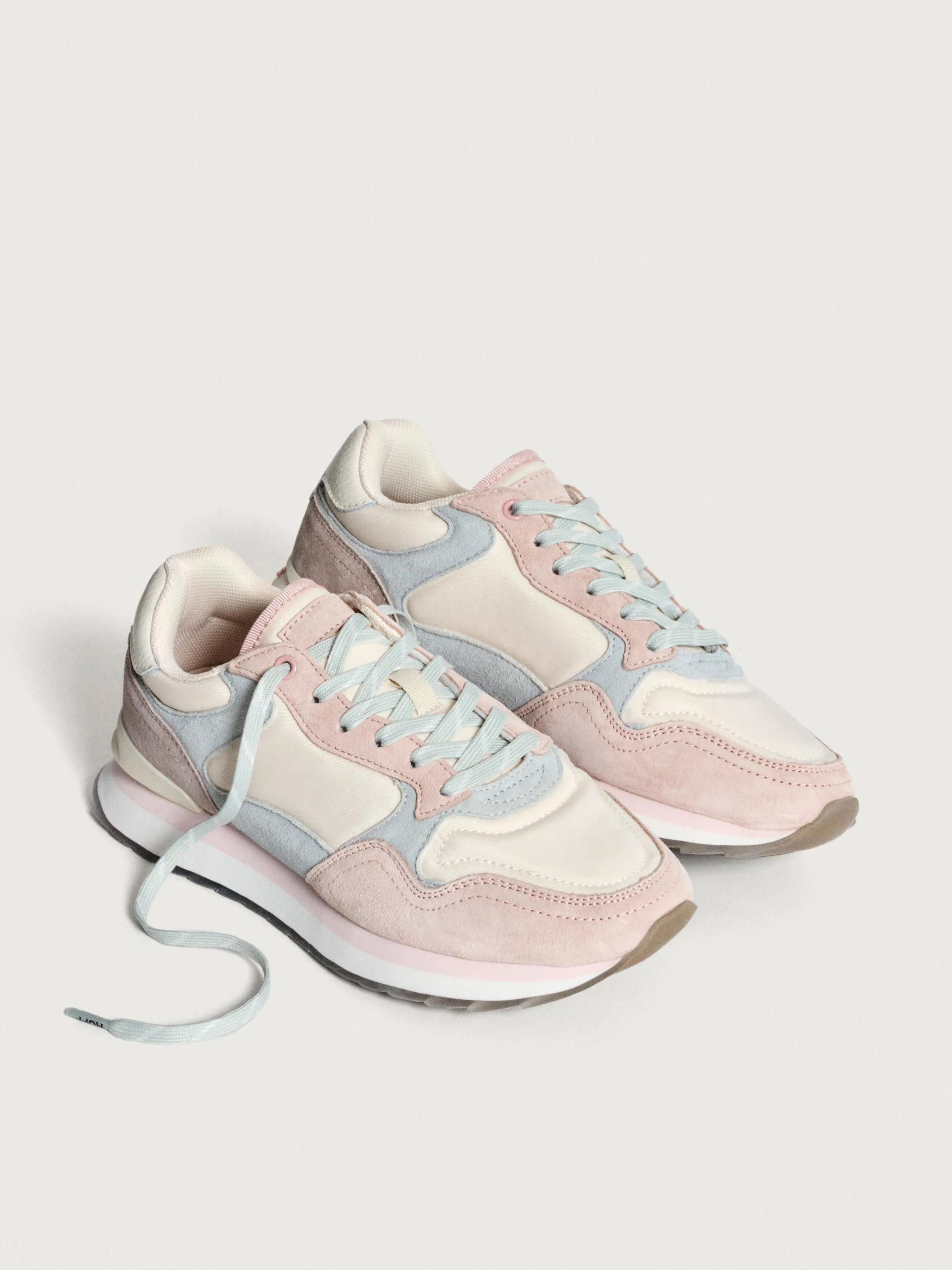 HOFF Saint Louis Trainers