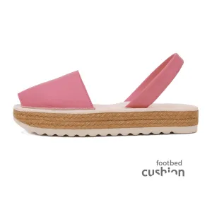 Paco Cushioned Sandal in Berry
