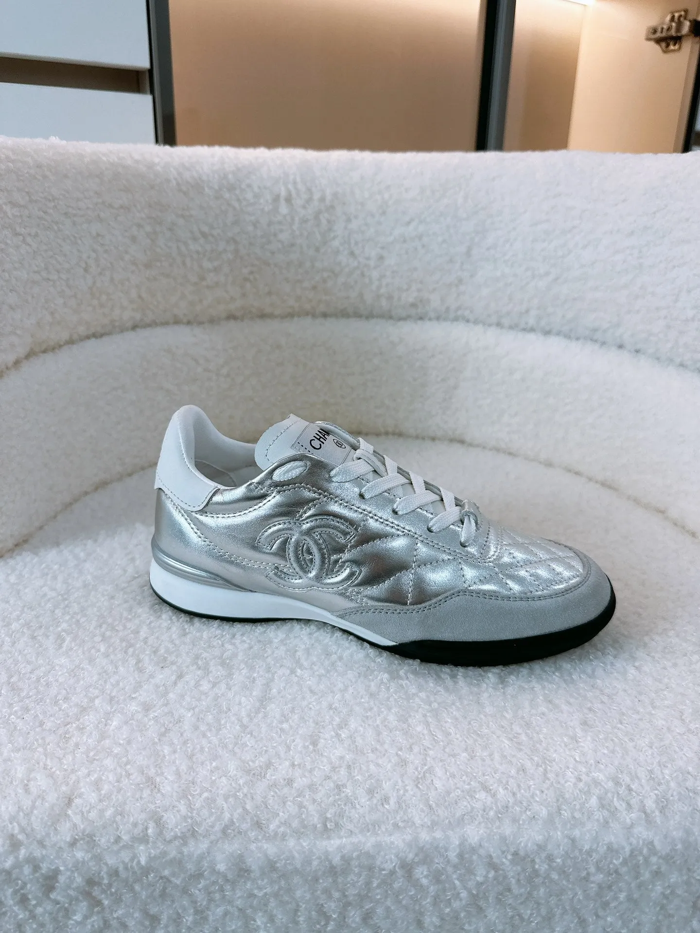 Rapid support In Urgent sale Sneaker CHANEL Quilted Lambskin Silver 144683