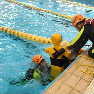 Realistic PE Water Rescue Training Dummy, 39.4in Tall Fire Training Drill Dummy for Kid Adult, Drowning Prevention Teaching Tools with 3 Inlet & Outlet Holes Orange Yellow(Yellow)