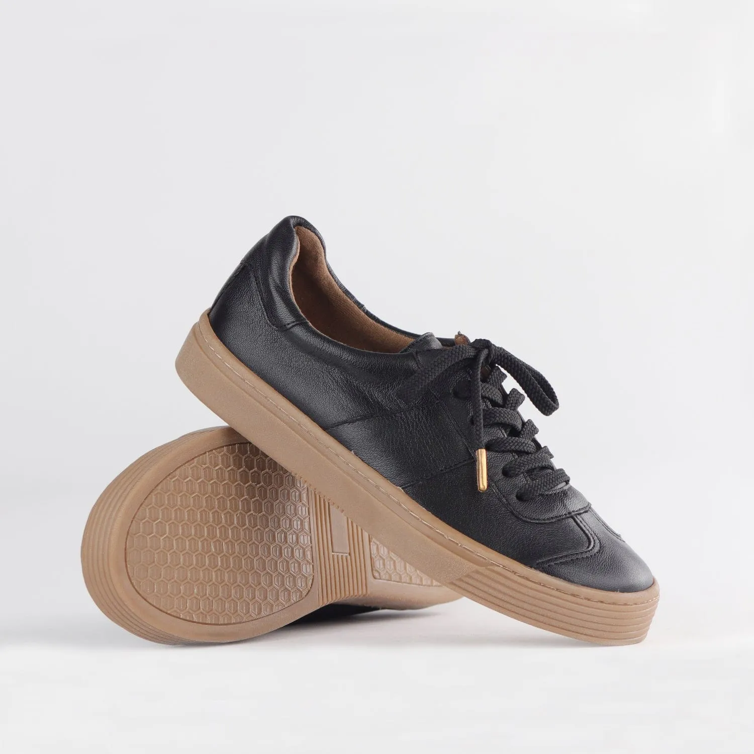 Retro Lace-up Sneaker in Black -12795