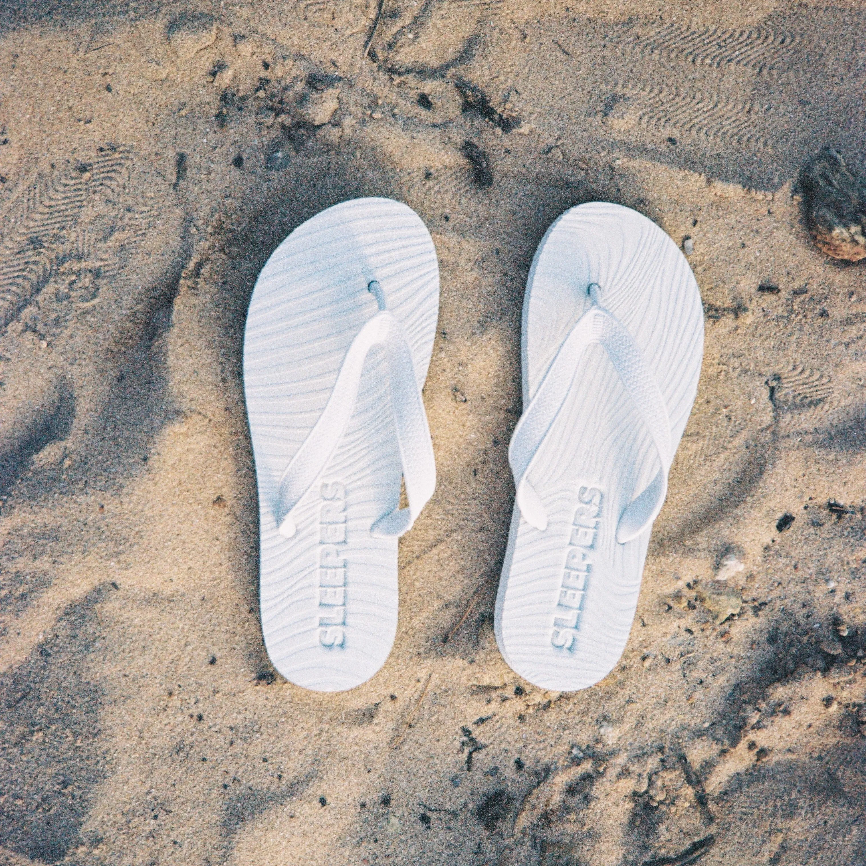 Slim Wide Strap White