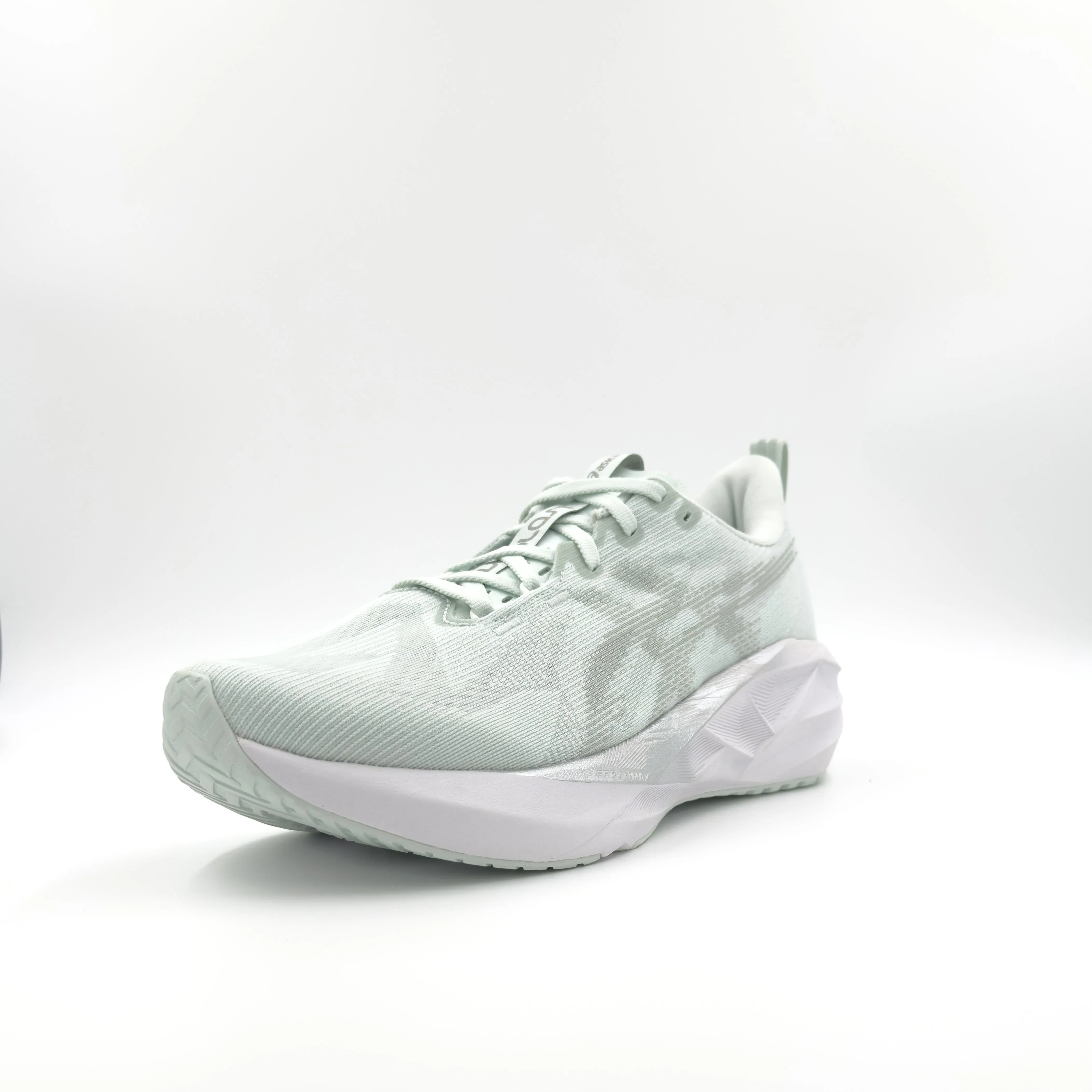 Women's Novablast 5